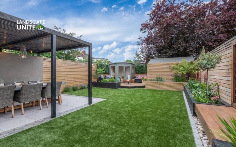 15 creative artificial grass small garden ideas for modern homeowners