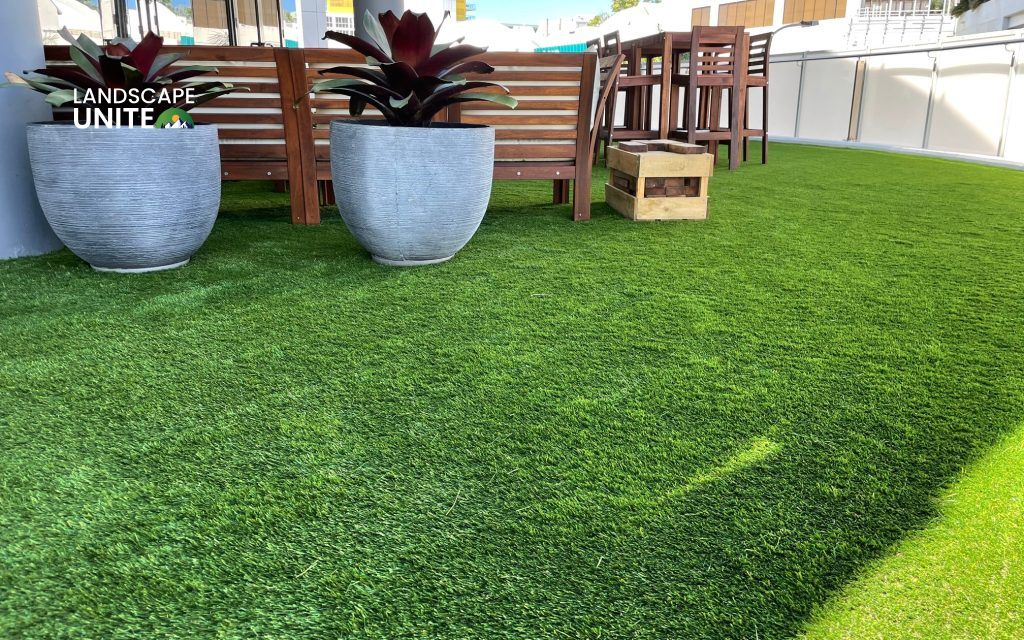 Balcony gardens with artificial grass