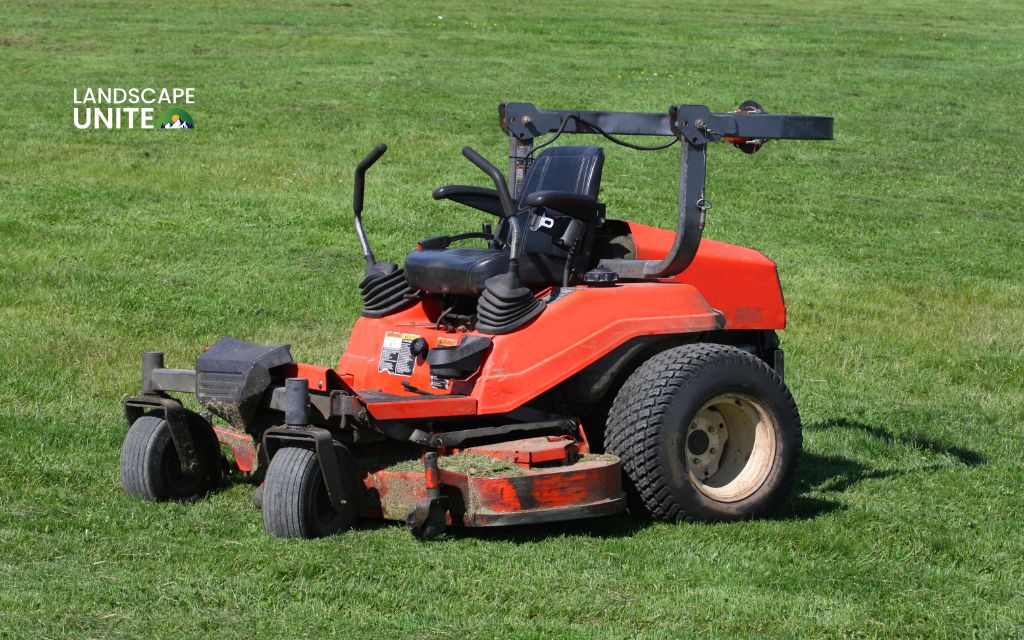 How to store a lawn mower in the garage? 10 best garage storage ideas