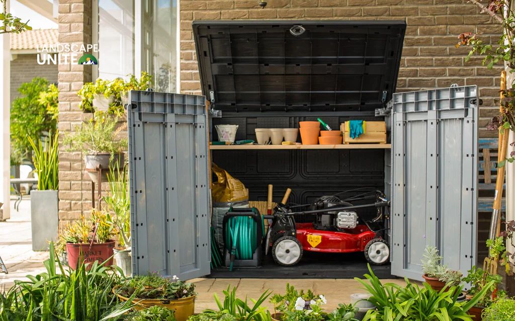 Seasonal storage routine