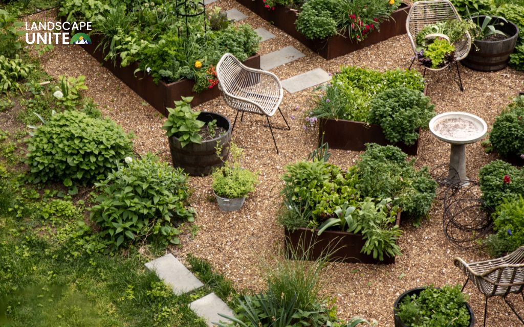 Explore 8 proven methods to kill weeds in flower beds naturally 8 How to kill weeds in flower beds - Method 8: Cultural practices and smart design (long-term prevention)